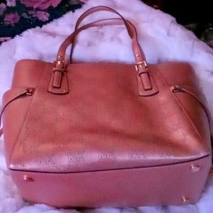 Like New Michael Kors Rose Pink Purse